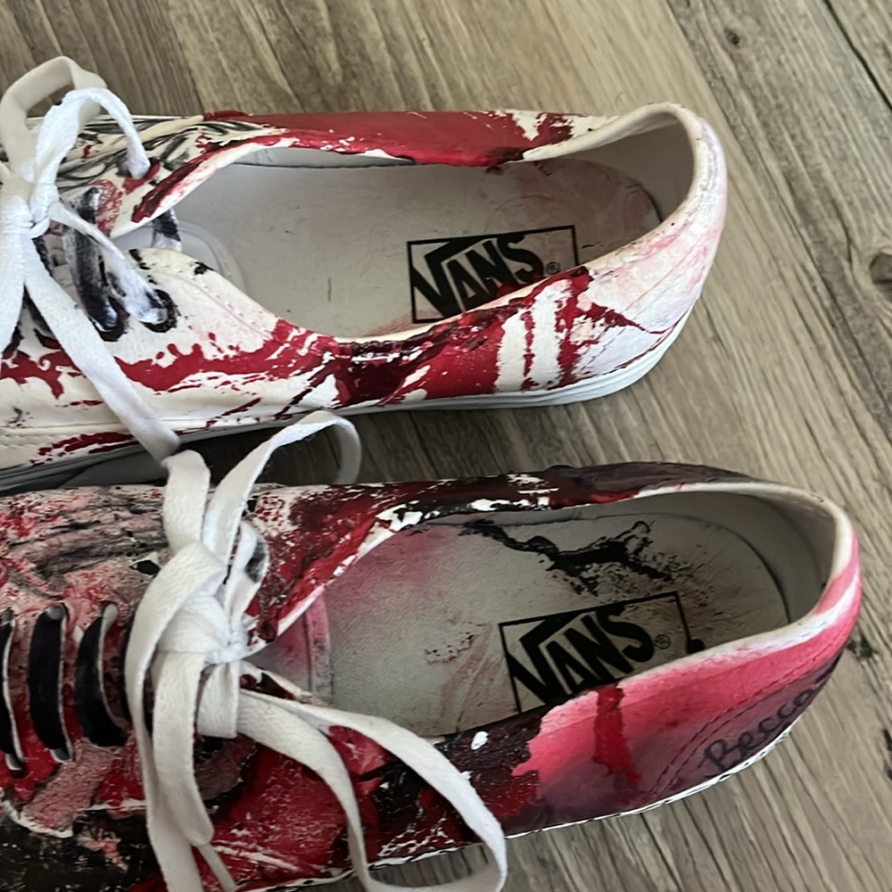 Vans  Halloween very unique custom shoes size 10.5 Man off the wall, Halloween - Picture 3 of 11